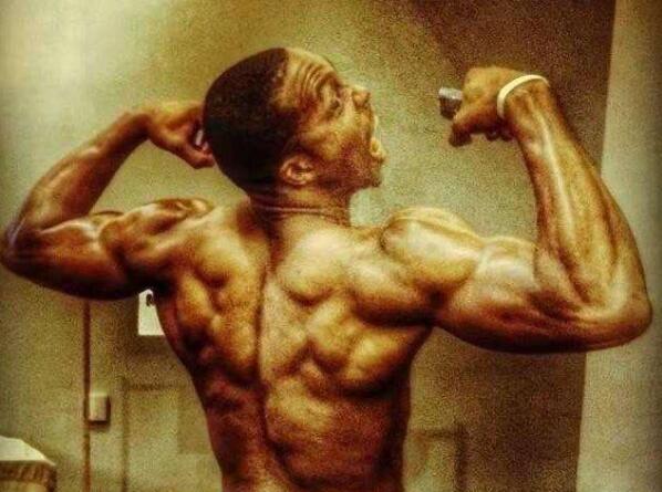 NBA最完美的五大肌肉！Howard的背闊肌，歐尼爾的麒麟臂，喬丹的小腿美如畫！-黑特籃球-NBA新聞影音圖片分享社區