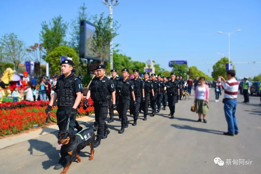 武汉辅警招聘_再别抱怨辅警工资低,做到这一点收入过万元(2)