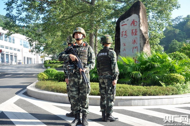 凭祥人口经济_凭祥友谊关(2)