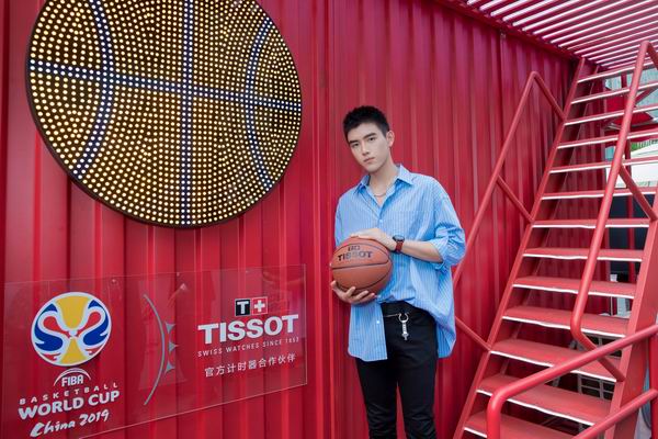 陈飞宇：是演员，也是爱打篮球的少年