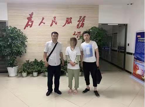 诈骗公司六百万后谎称吃安眠药自杀，杭州一女“老赖”被刑拘