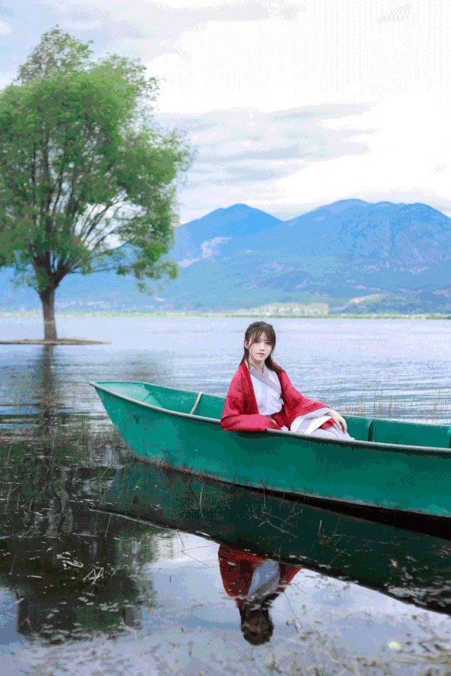 壁纸 风景 摄影 桌面 640_960 竖版 竖屏 手机 gif 动态图 动图