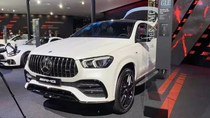 梅赛德斯-amg gle 53 coupe