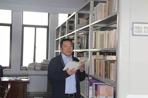 教授谈教育应该有的样子 2a0072a443d7406fa71b14dcfdec3719.jpeg