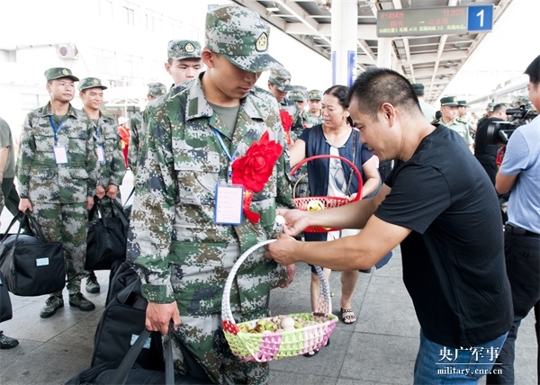 什么时候检兵 4ef3edef54254439a0afa359c251f4e6.jpeg