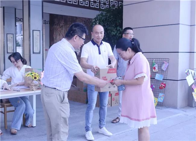 平阳建兰学校2019教师节青山沃土细耕耘春风化雨育桃李