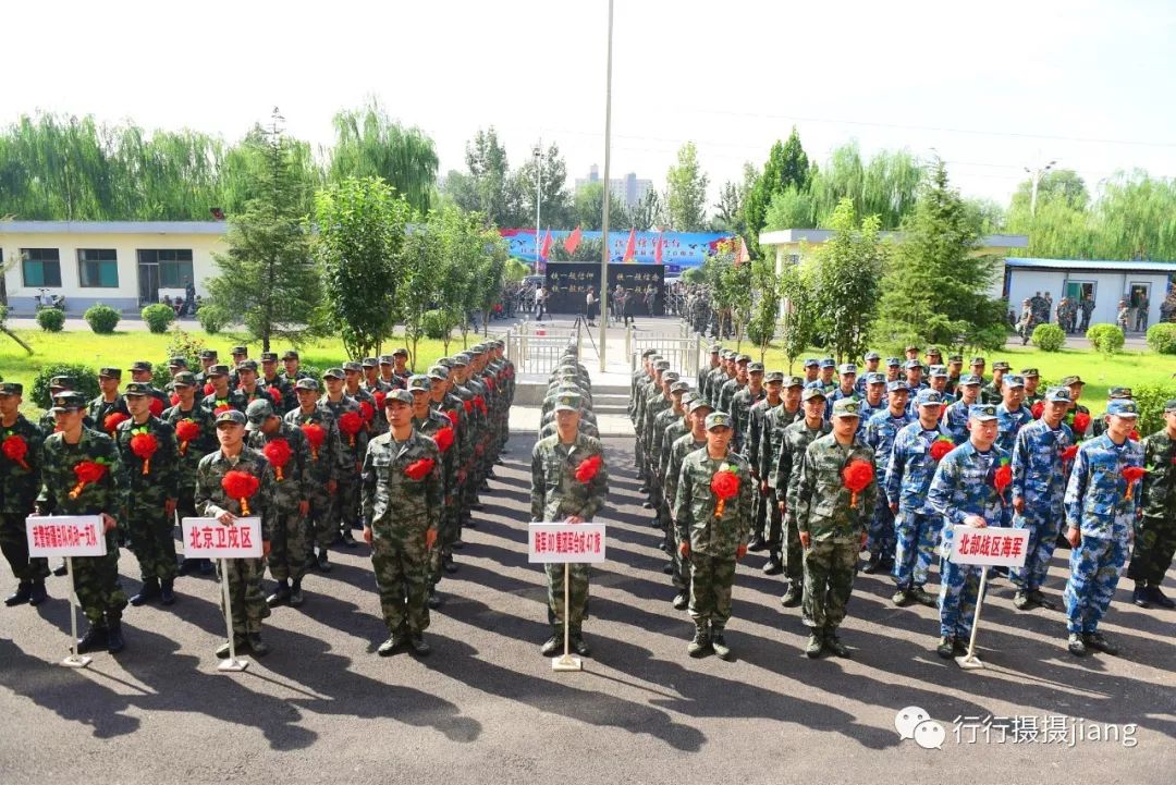 祁县2019年新兵启运奔赴军营