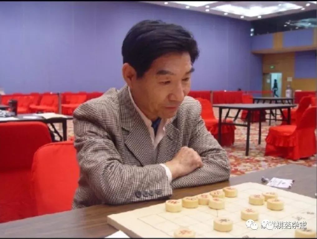 橘梅内外的象棋大师傅光明