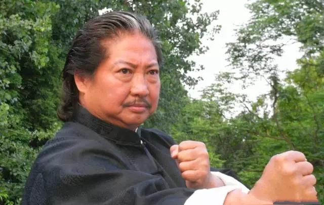 洪金宝就收过两个徒弟,彭于晏是其中一个,另一位是谁呢