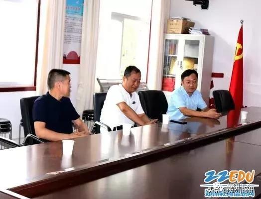 王英杰老师简介 aff38e388f4042d78fc4e498ae3db083.jpeg