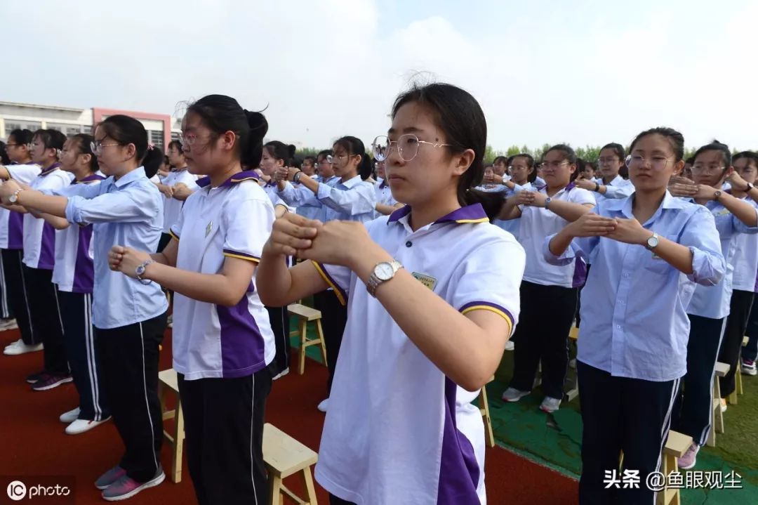 山东荣成:教师节,拜师仪式场面壮观