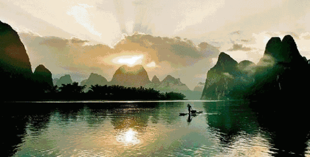 壁纸 风景 山水 桌面 640_324 gif 动态图 动图