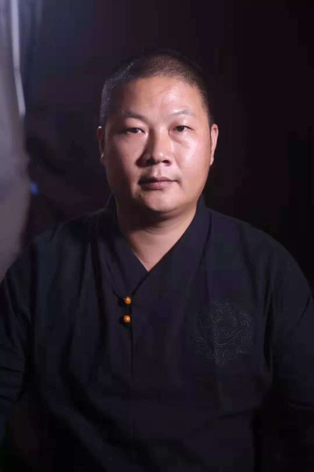 钟伟民