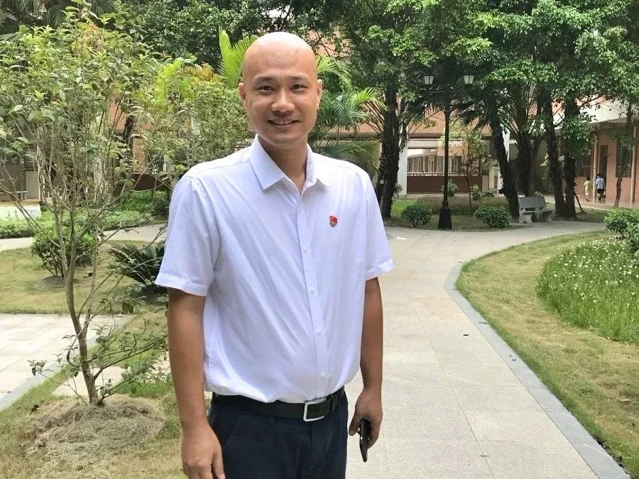 李杰茶山镇优秀主任ertert詹晓丽,中共党员,本科学历,小学数学一级