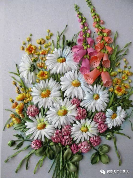怎么绣简单的花瓣 3bbcd2ff6d614135a1639cbb04648fb6.jpeg