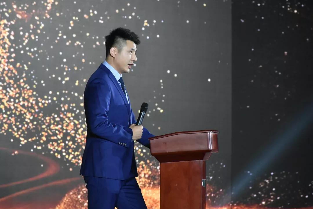 新时代新思想新征程恒信集团营销管理中心9月份启动大会隆重举行