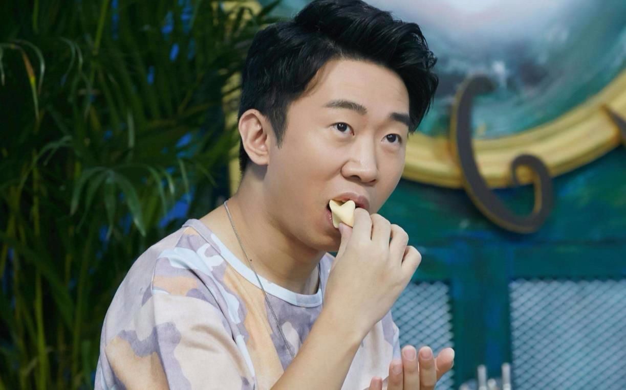 原创33岁杨迪近照隐藏了24年的亲妹妹原来是我们熟悉的她