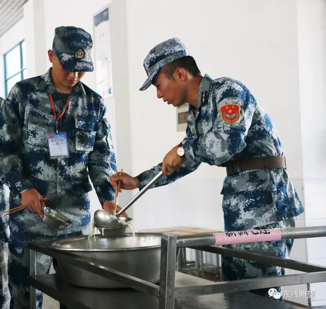 快讯|东部战区空军第一批新兵入营了