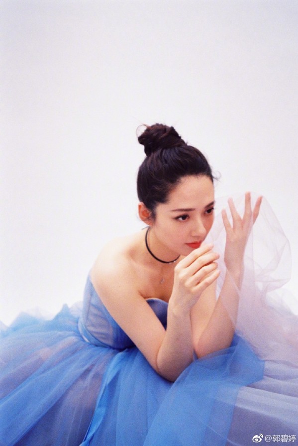 怎么让自己变得有少女感 5cb6ba81b52542e0a98d6ea1cd1dda84.jpeg