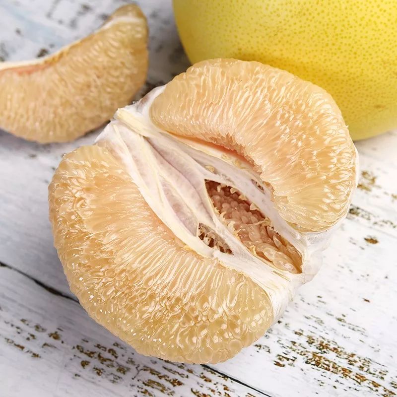 如何挑选柚子又好剥又甜 6037dbdf4c804cd591f68447d0d3b0be.jpeg