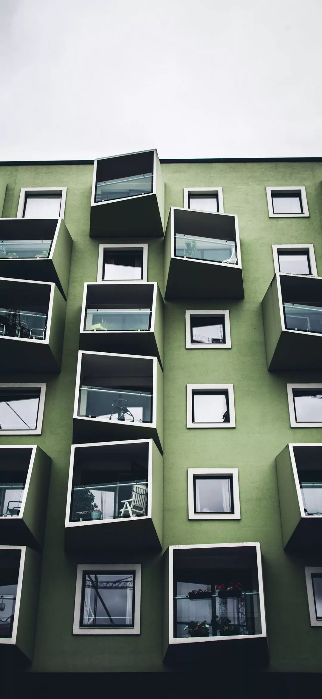 壁纸丨虽然没钱买 iPhone 11,但新款壁纸要整上