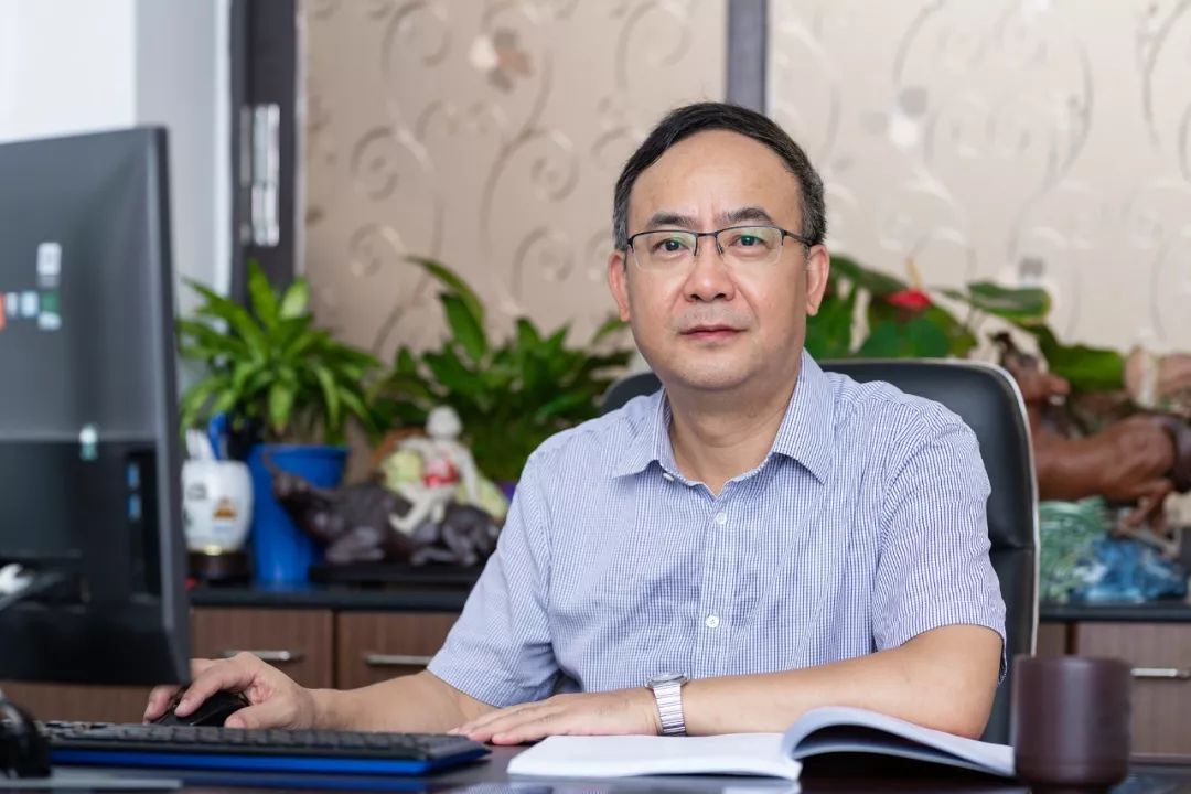 喜讯|我院朱桂龙教授获评第三届"广东省优秀社会科学家"