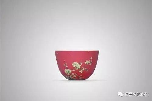 古往今来，中华十大名杯之清雍正珐琅彩胭脂红地梅竹纹杯_朵花