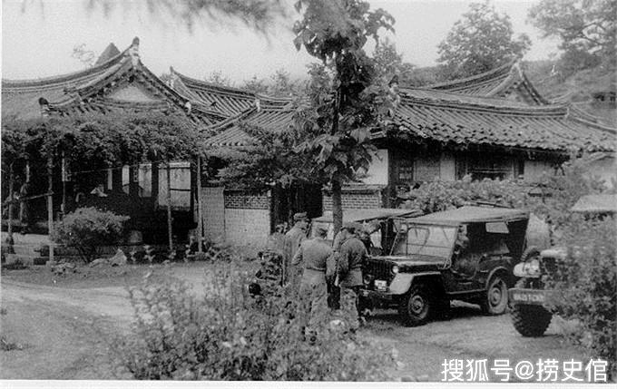 1951年7月10日,开城,朝鲜停战谈判在来凤山庄开始举行.