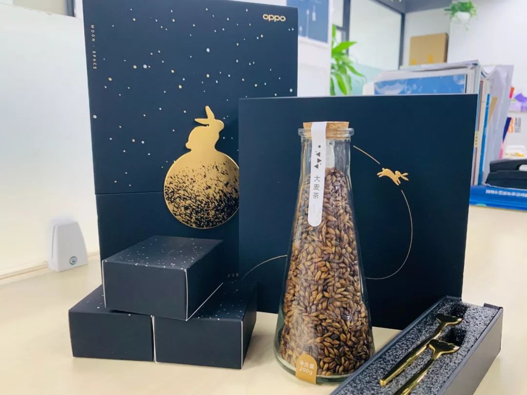 2019 互联网月饼大赏！阿里开动物园，腾讯秀表情