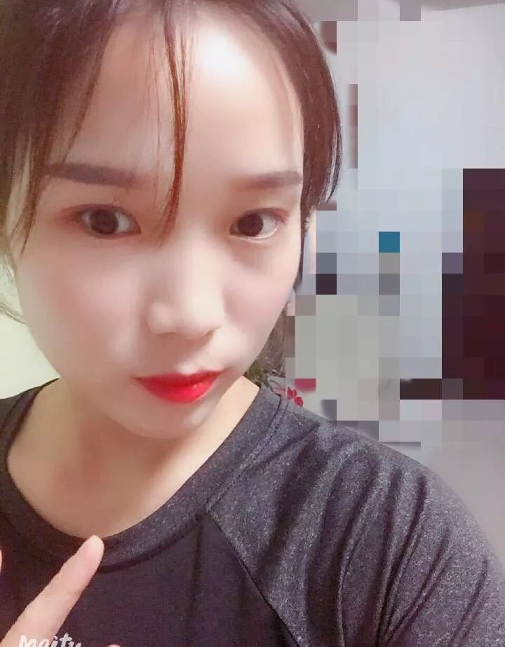 关键词:活泼开朗,偏文艺(0911 欢乐正前方 女嘉宾)