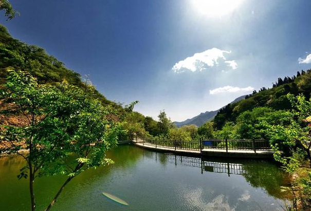 湖北经济总量第二大城市_湖北经济学院