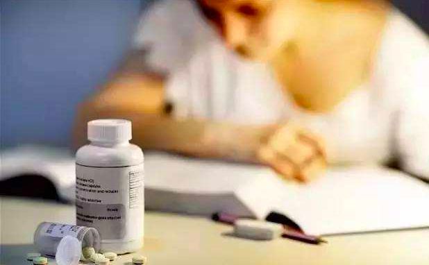 喝药的说说朋友圈 12db79aa9f774a5ba9042b8f96350f61.jpeg