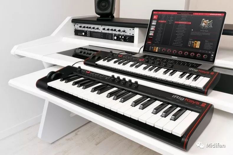 IK Multimedia 推出第二代的iRig Keys 键盘+ 音频接口，全尺寸和迷你