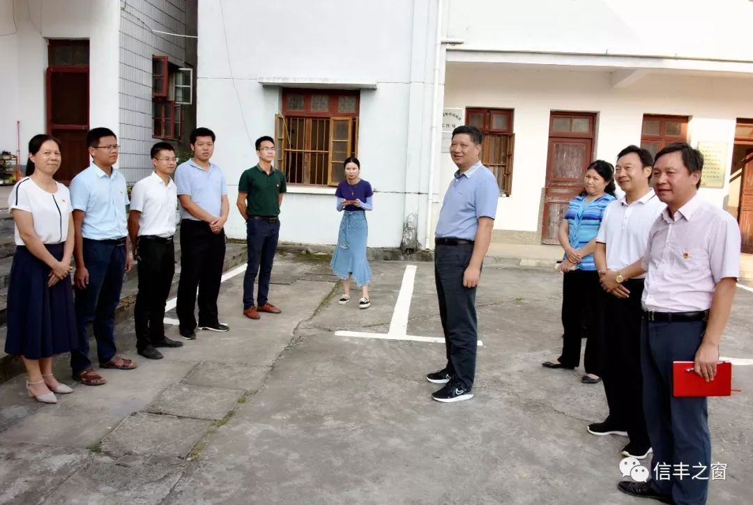中秋前夕,县委书记钟旭辉深入新田镇调研,并送去节日祝福