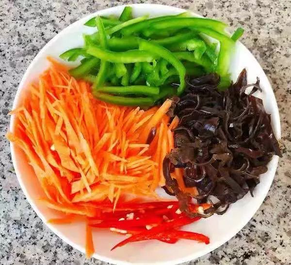 什么菜炒肉丝最好 49b68aa1c18544b7ba760fdf676055ba.jpeg
