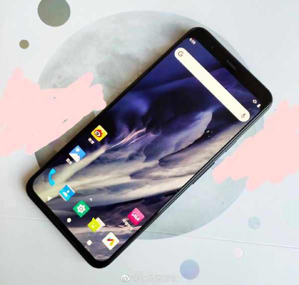 谷歌Pixel4 XL真机曝光 外观有点特别\/后置浴霸