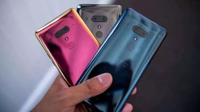 刚买的手机可以再卖给官网吗 84b98902bb1a4175ae11b46888508416.jpeg