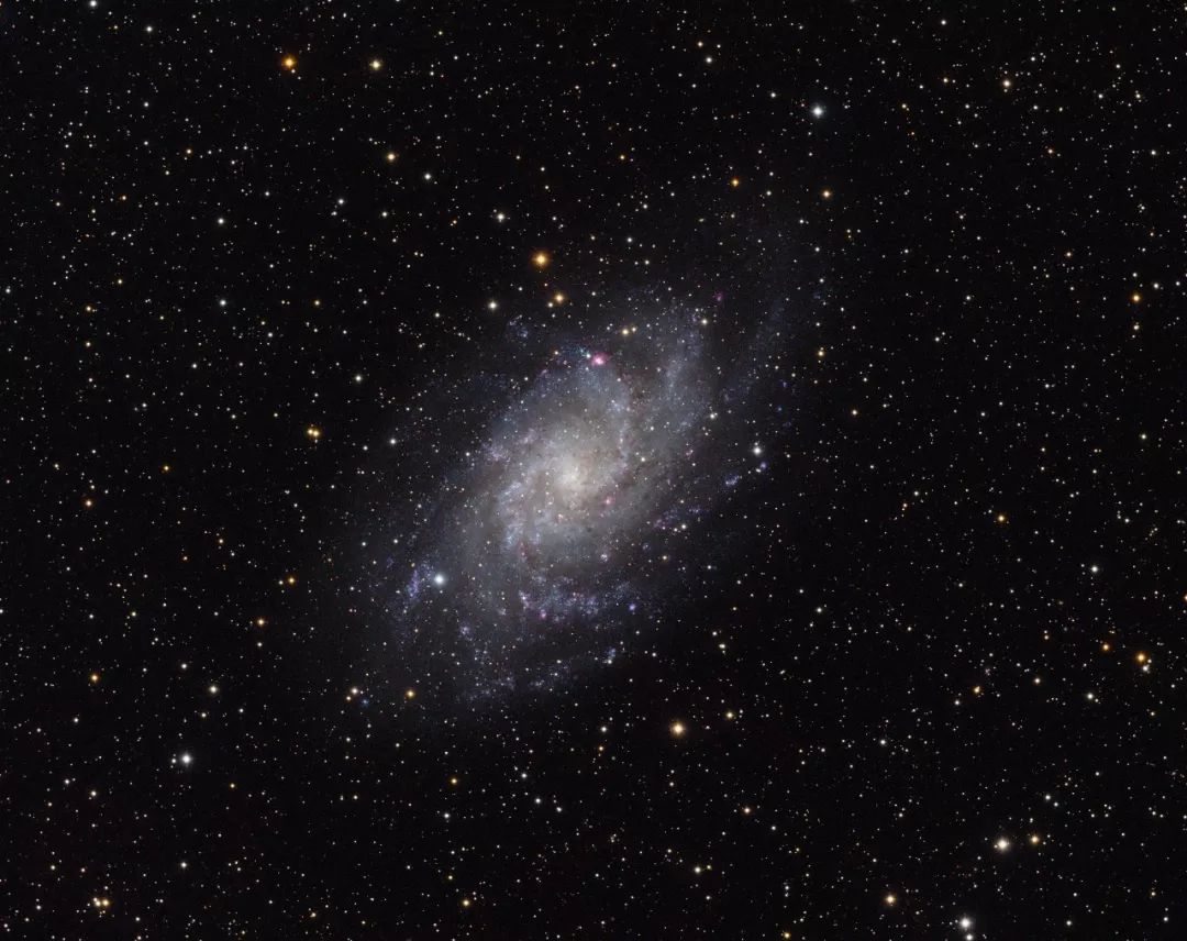 m33三角座星系,作者:成炳峰ngc7497及周边,作者:姚慷天鹅座广域深空