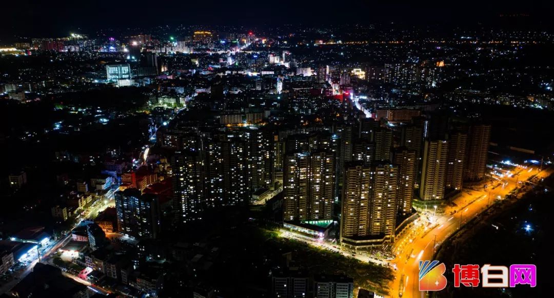天空之眼瞰博白航拍博白县城夜景看了才知道有多美