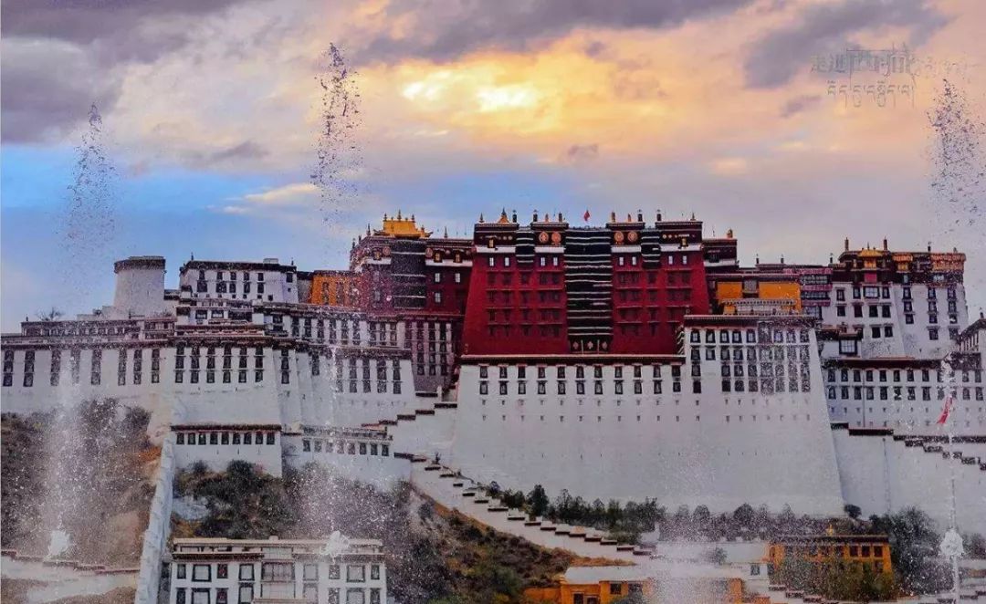 布达拉宫门票多少钱 一人 ab5062a4e60f402ea48bc98782cc5aa1.jpeg