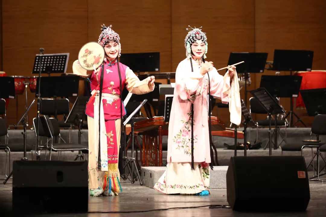 伴奏:江苏省昆剧院乐队表演:汪小丹 钱东霞《牡丹亭·游园》江苏省