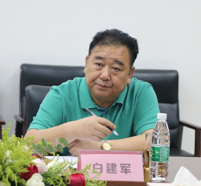 省信促会常务副会长白建军白建军在听取了李彦宽董事长介绍后表示,对