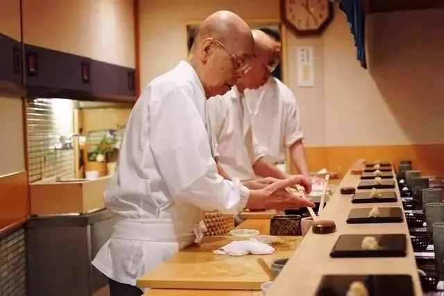 日本人均消费_日本人均收入(3)