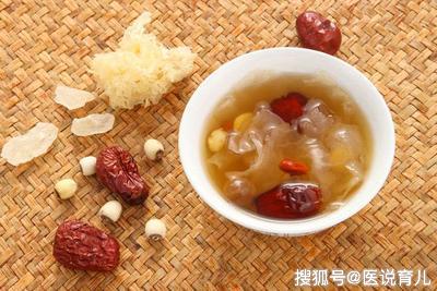 银耳不能和哪些食物一起吃 f2a543fc4bd9479eafef492209ff2bf6.jpeg