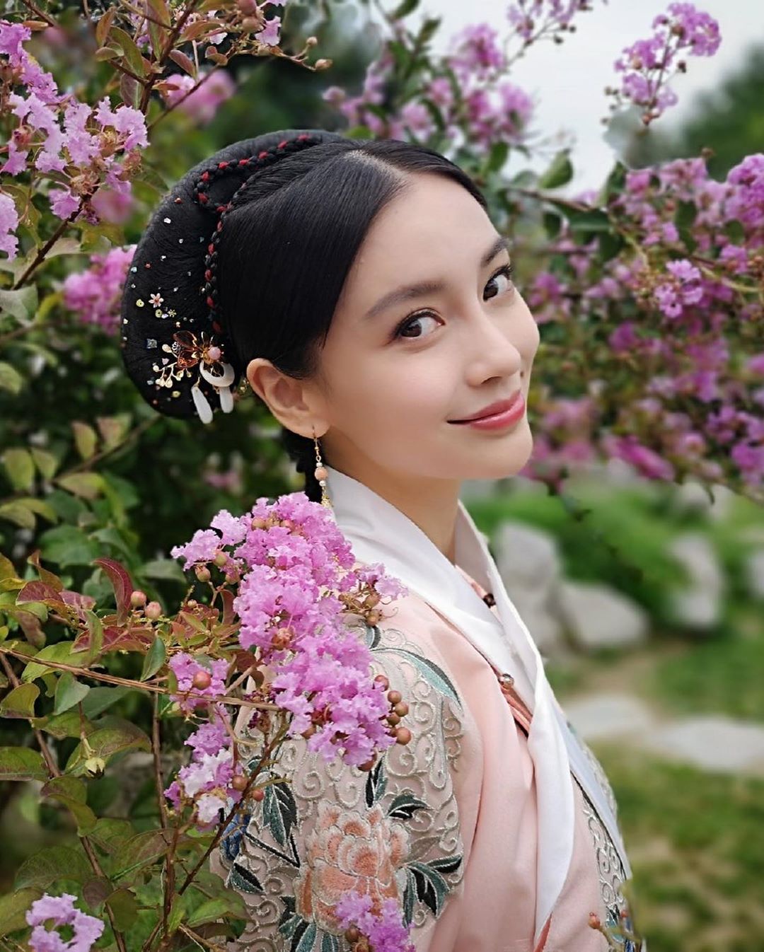 angelababy最新清宫戏造型