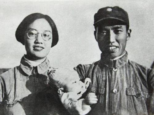 将军一家三口