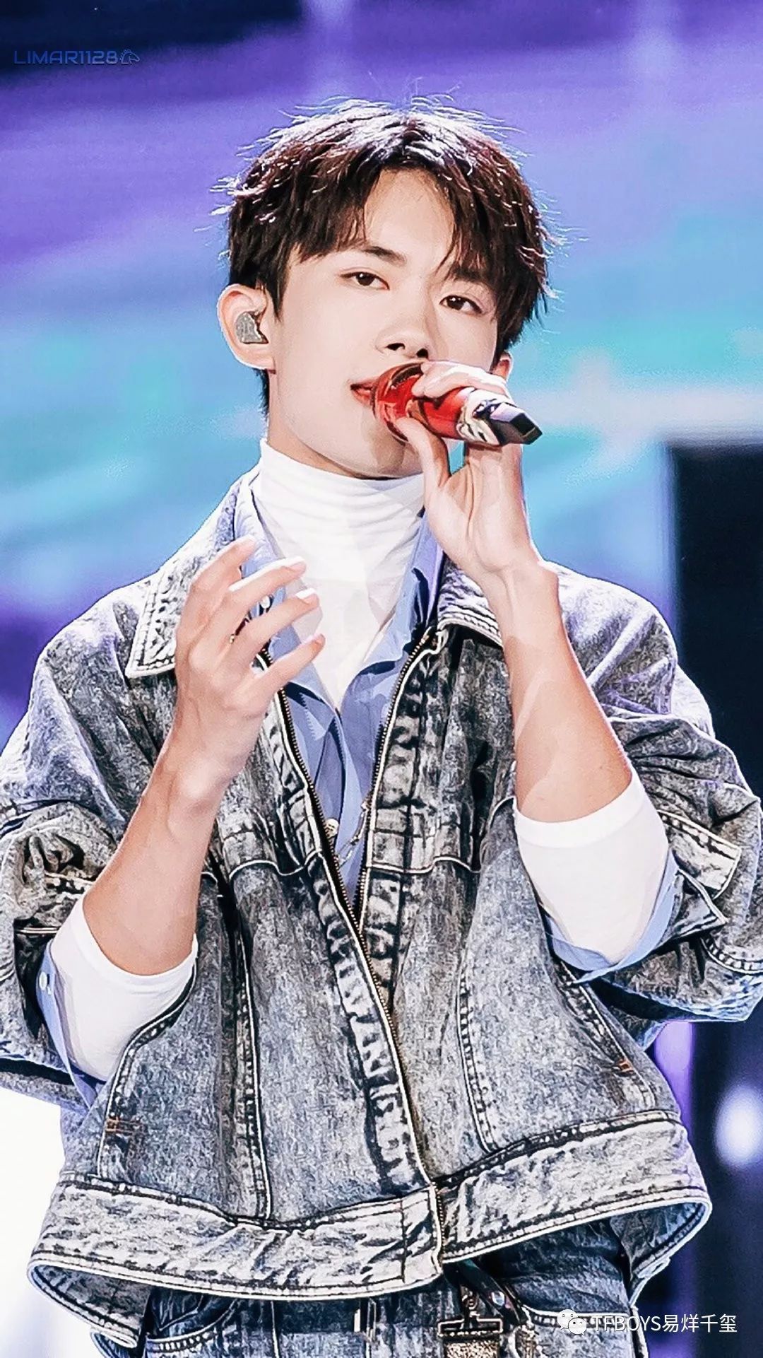 易烊千玺唱歌精彩才刚刚开始完整 43be39e8902c4253ba630413bdec7b00.jpeg