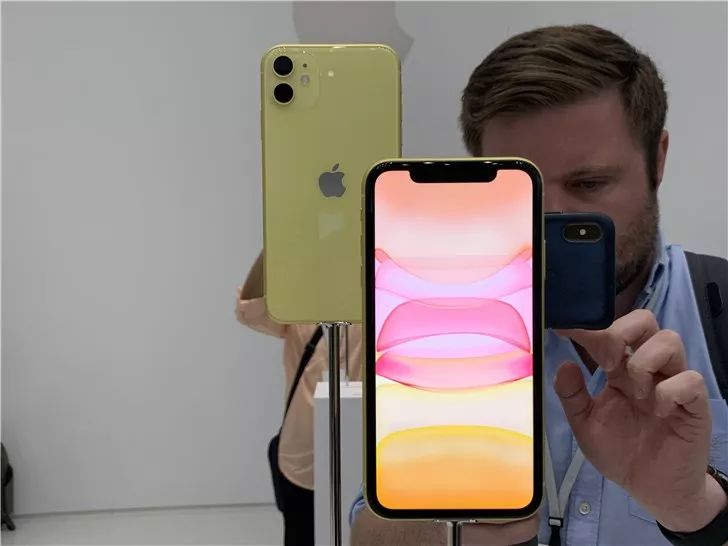 iphone 11 上手怎么样?现场实拍图来了_摄像头