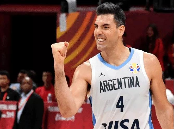 39岁的斯科拉率领阿根廷男篮杀进决赛,要知道