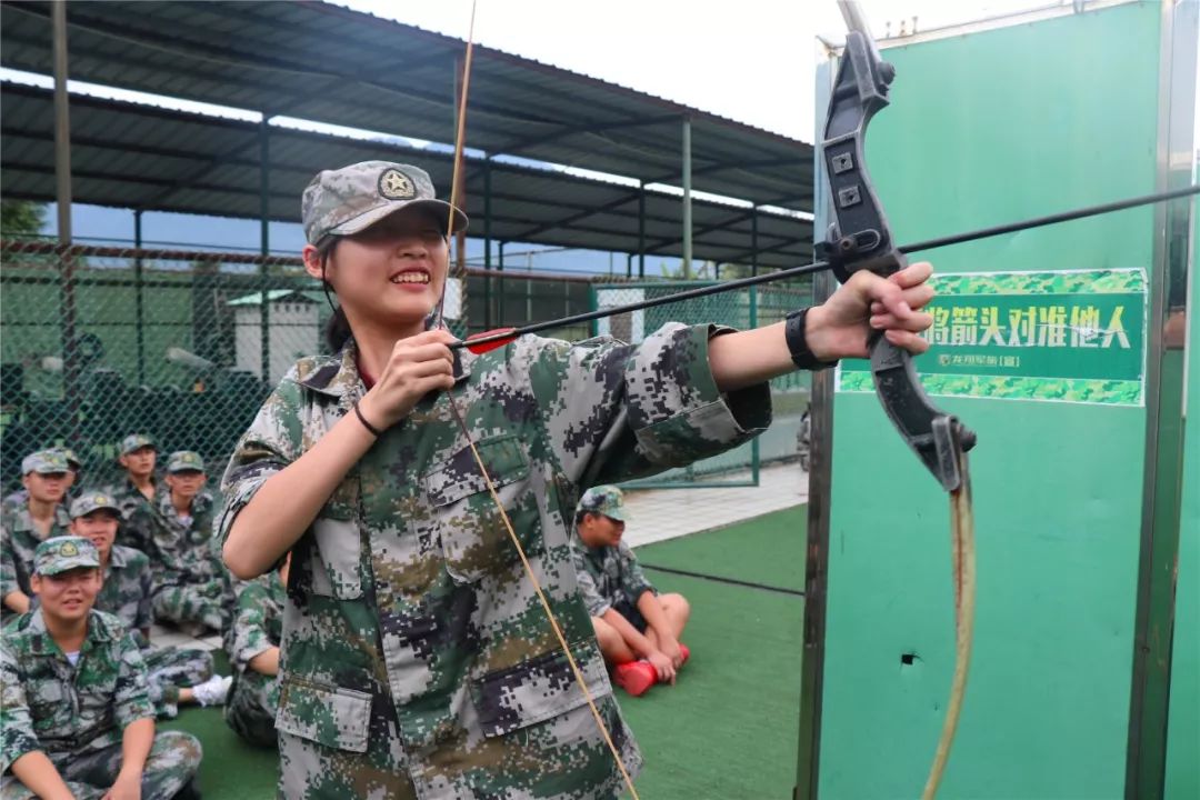 同学们踏入了国家级国防教育基地, 福建龙翔国防教育基地.